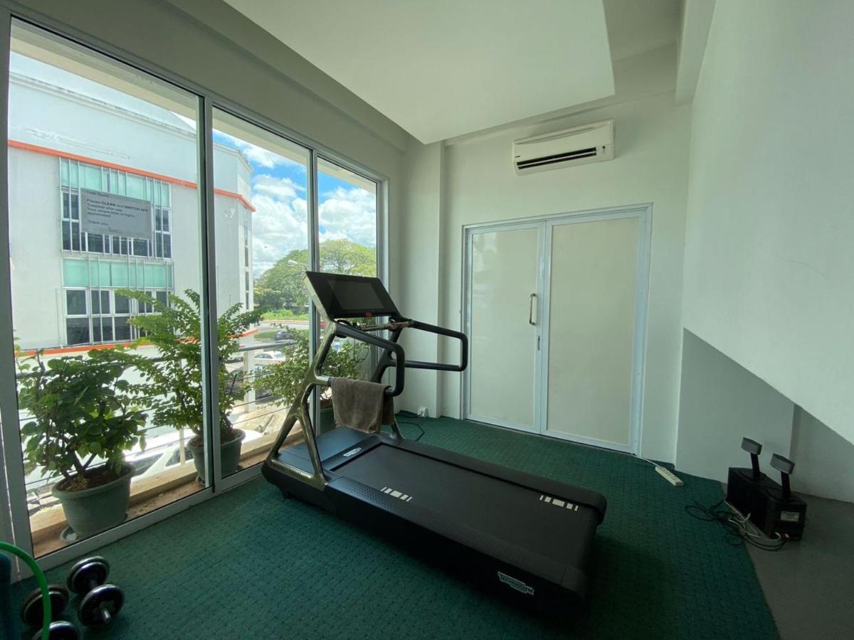 Wesberly Apartments Kuching Dış mekan fotoğraf