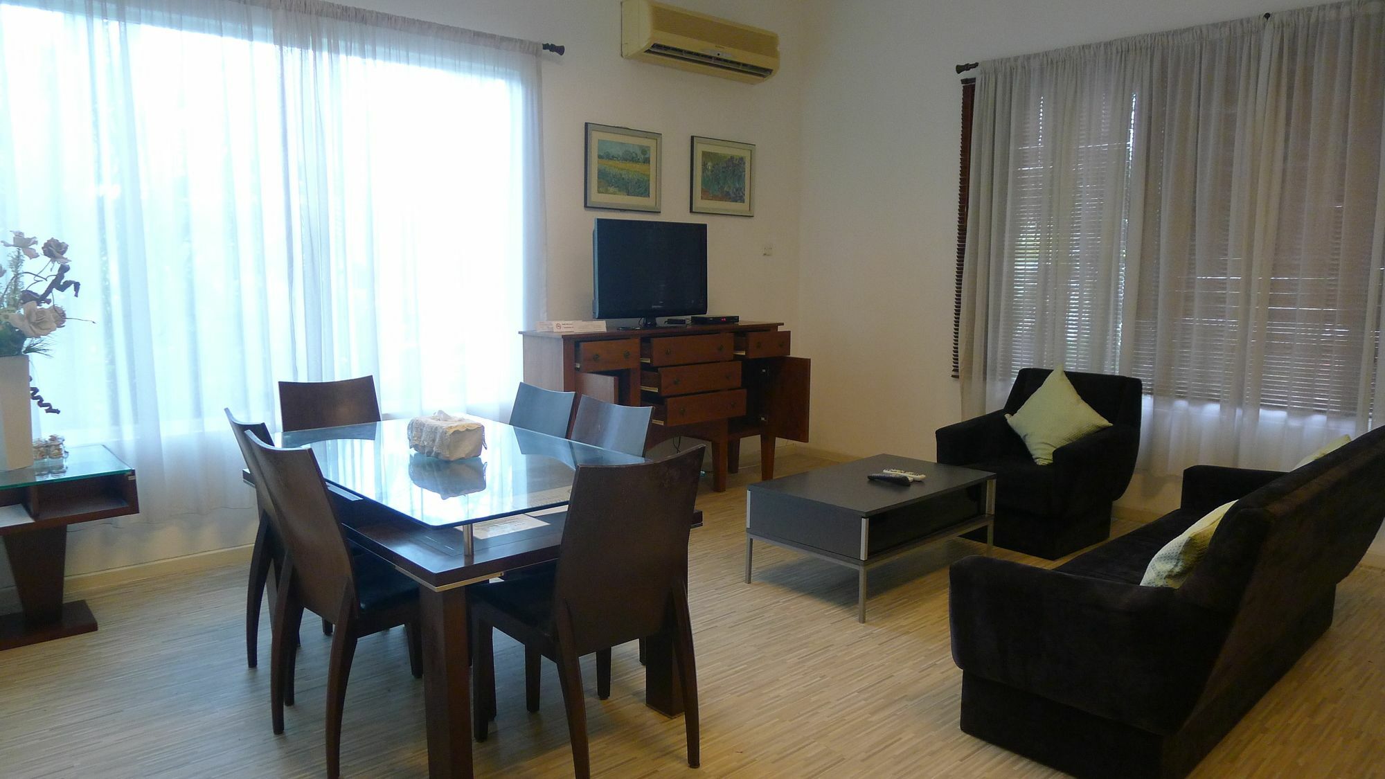 Wesberly Apartments Kuching Dış mekan fotoğraf
